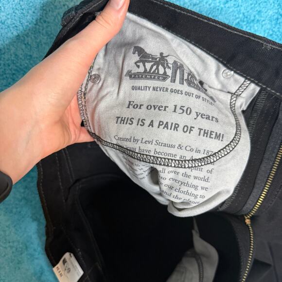 Levi’s 505 Men’s Jeans 33x34 Black Regular Fit 100% Cotton NWT Made in Egypt - Picture 10 of 16